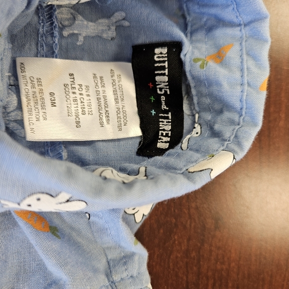 Adorable onepiece with bunnies and carrots by Button amd Thread - Picture 3 of 3